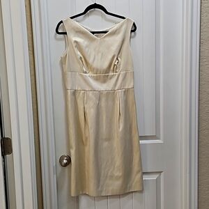 Escada Luxury Champagne Cream  Sheath dress with pockets! Silk/cotton blend